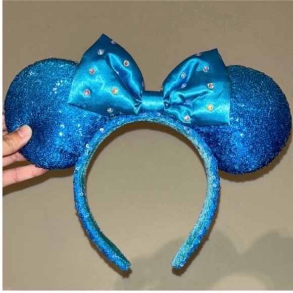 🌓Firm Price🌗Disney Sequin Ear headband - Picture 1 of 7